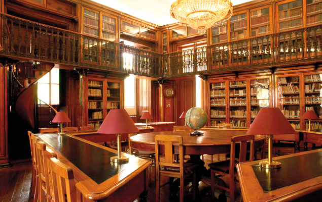 Biblioteca Municipal de São Lázaro